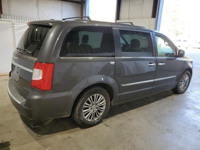 2015 Chrysler Town & Country Touring L