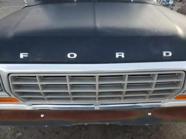 1976 Ford F-250