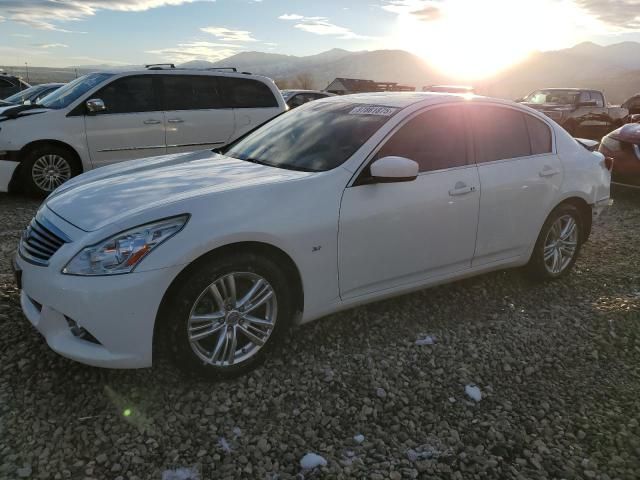 2015 Infiniti Q40