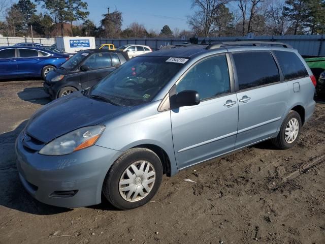 2009 Toyota Sienna CE