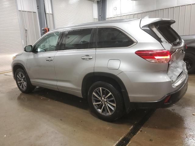 2018 Toyota Highlander SE