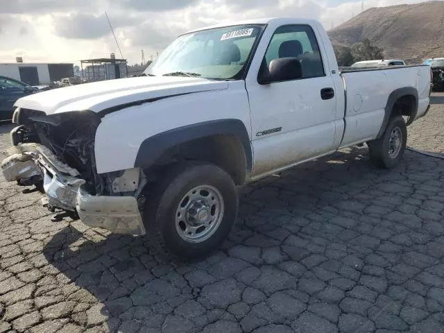 2005 Chevrolet Silverado C2500 Heavy Duty