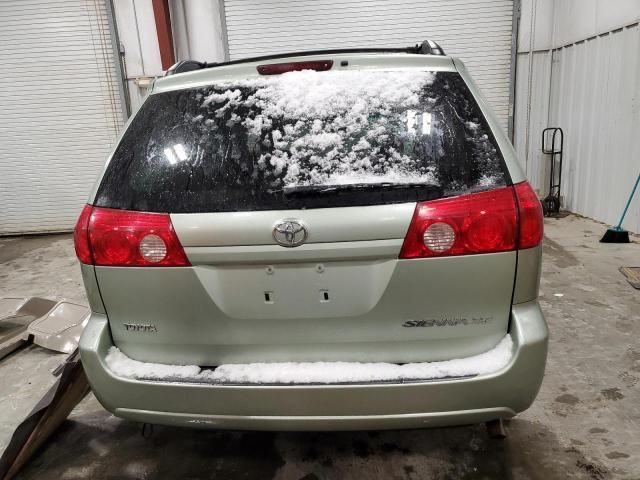 2008 Toyota Sienna XLE