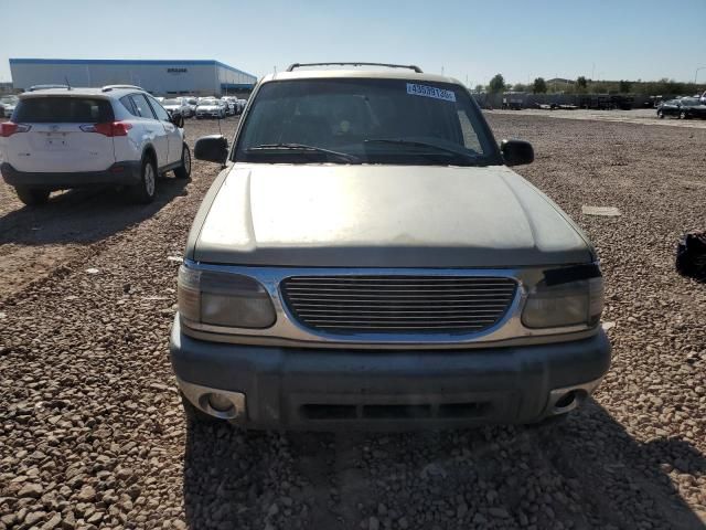 2000 Ford Explorer XLT