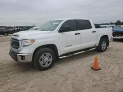 Toyota Tundra salvage cars for sale: 2016 Toyota Tundra Crewmax SR5