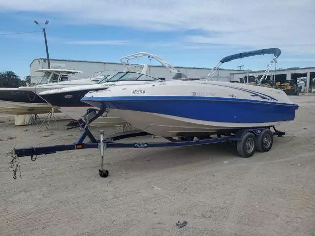 2004 Tahoe Boat