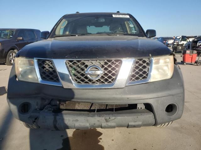 2006 Nissan Pathfinder LE