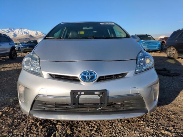 2014 Toyota Prius PLUG-IN