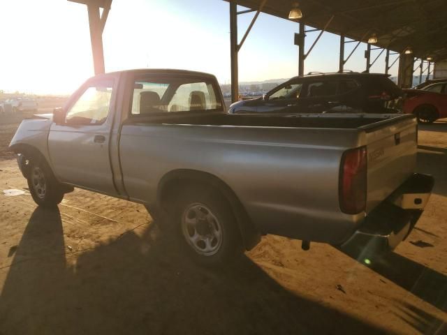 2000 Nissan Frontier XE