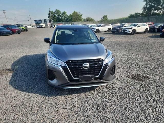 2021 Nissan Kicks S