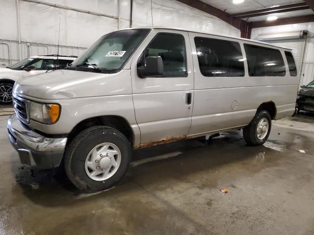 2003 Ford Econoline E350 Super Duty Wagon