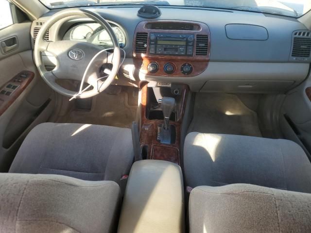 2004 Toyota Camry LE