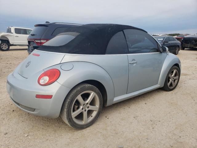 2010 Volkswagen New Beetle