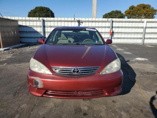 2005 Toyota Camry LE