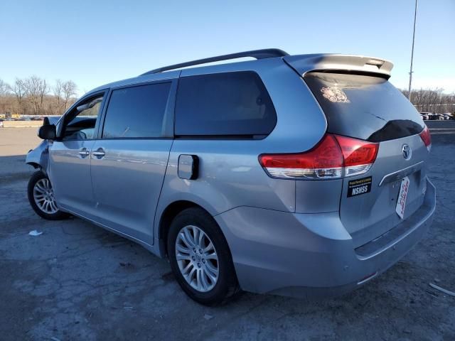 2014 Toyota Sienna XLE