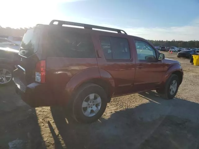 2006 Nissan Pathfinder LE