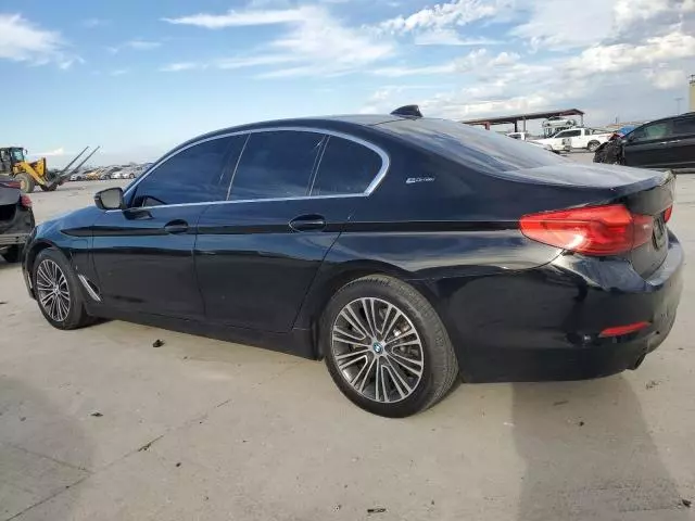 2019 BMW 530E