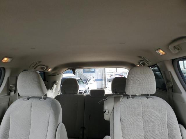 2011 Toyota Sienna LE