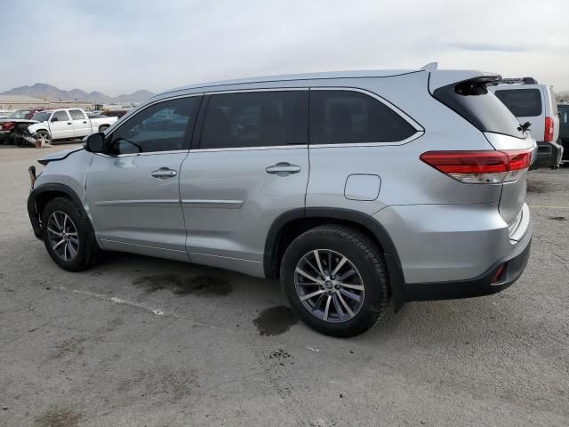 2018 Toyota Highlander SE