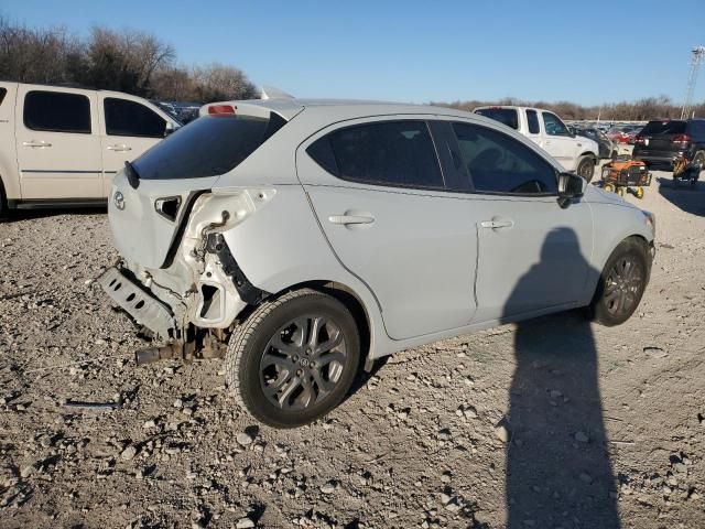 2020 Toyota Yaris LE