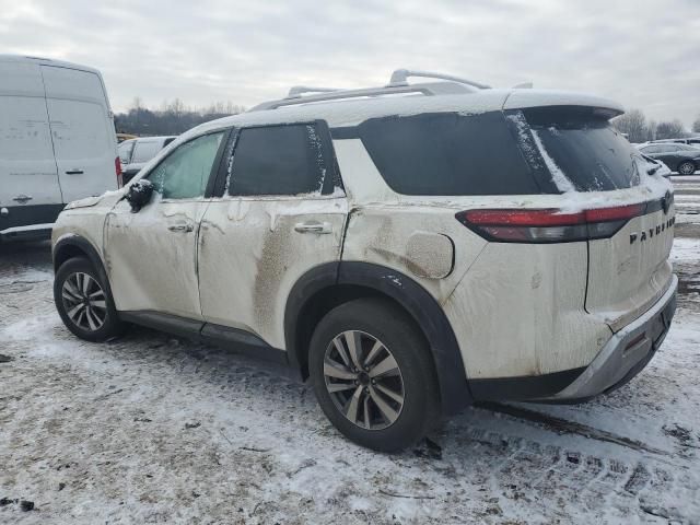 2022 Nissan Pathfinder SL