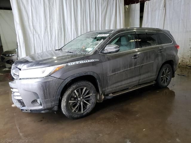 2018 Toyota Highlander SE