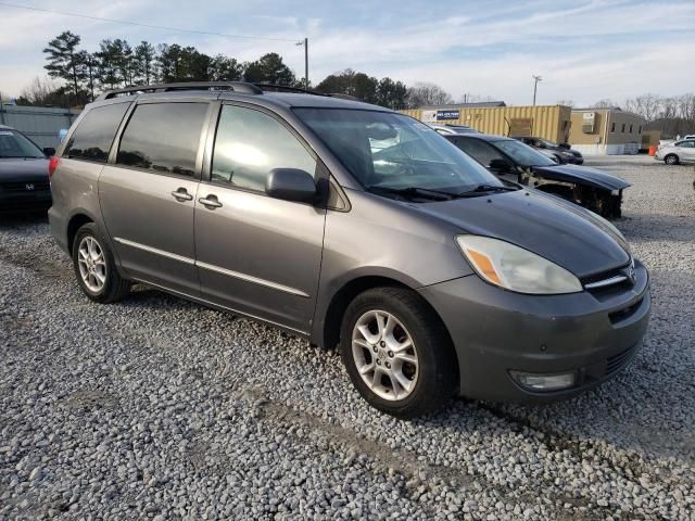 2005 Toyota Sienna XLE