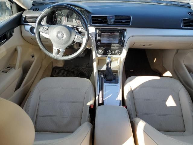 2012 Volkswagen Passat SE