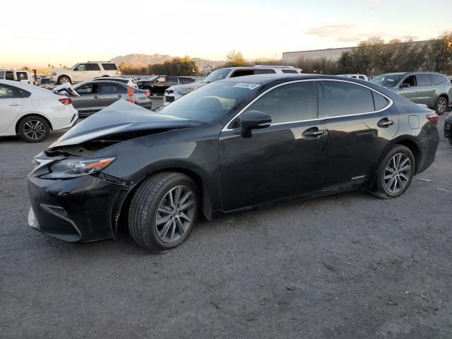 2016 Lexus ES 300H