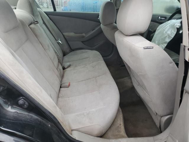 2011 Nissan Altima Base