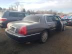 2005 Lincoln Town Car Signature Long Wheelbase