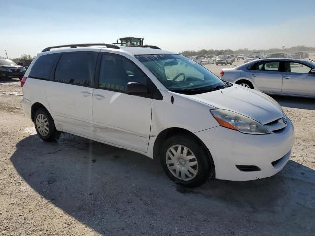 2010 Toyota Sienna CE