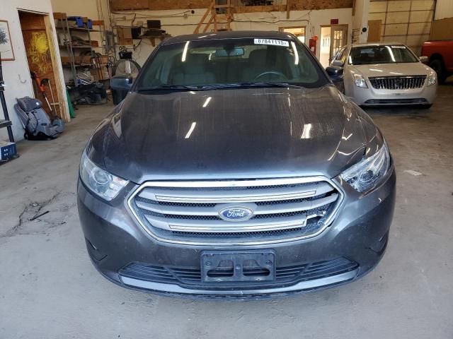 2018 Ford Taurus SEL