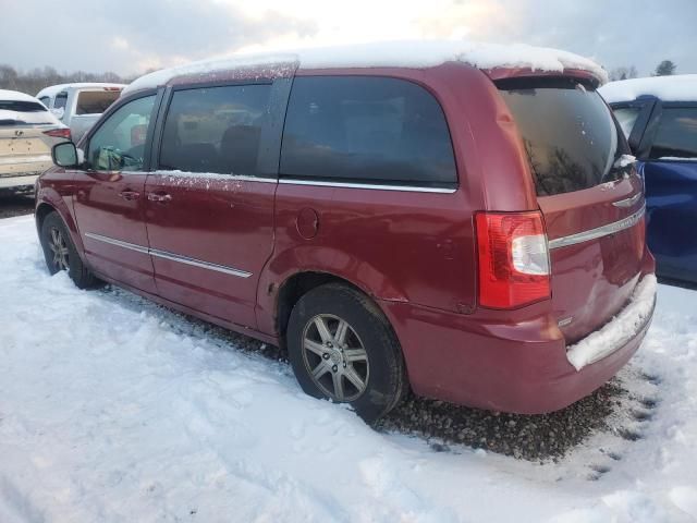 2013 Chrysler Town & Country Touring