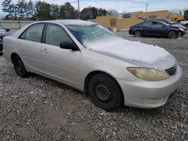 2005 Toyota Camry LE