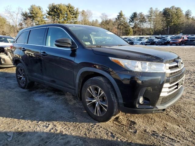 2019 Toyota Highlander LE