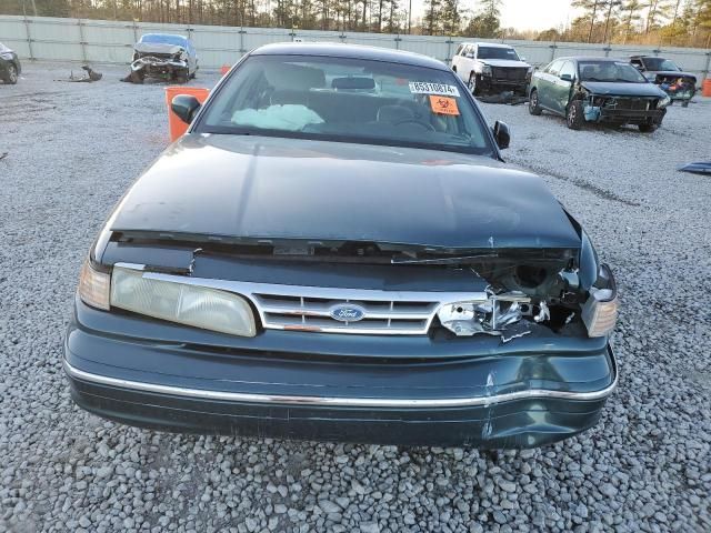 1996 Ford Crown Victoria LX