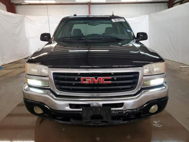 2005 GMC New Sierra C1500