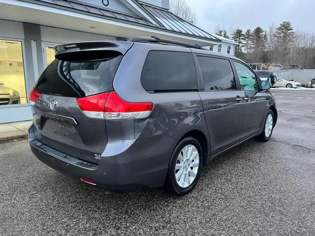 2011 Toyota Sienna XLE