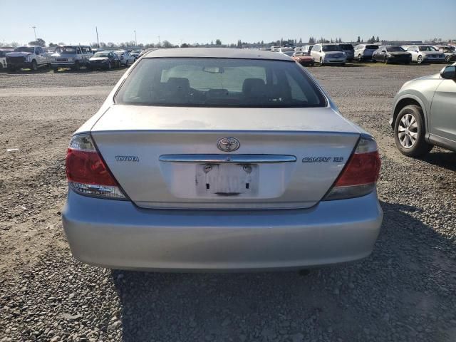 2005 Toyota Camry LE