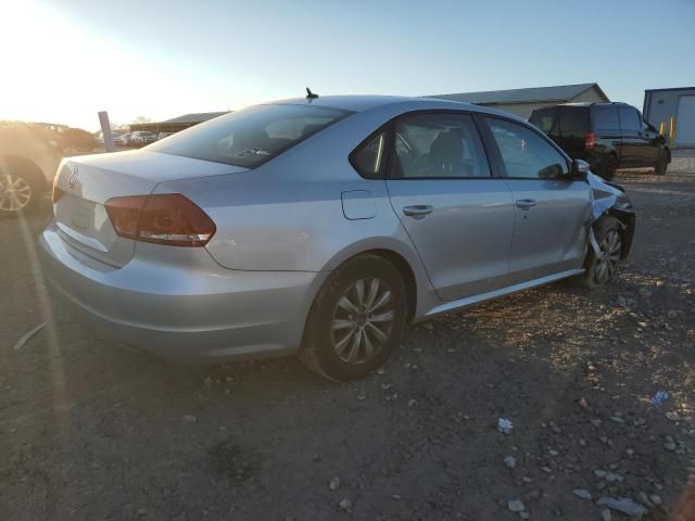 2013 Volkswagen Passat S