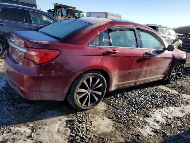 2013 Chrysler 200 Touring