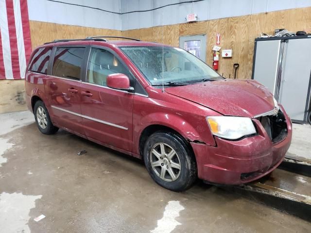 2010 Chrysler Town & Country Touring