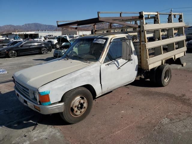 1987 Toyota Pickup Cab Chassis RN55