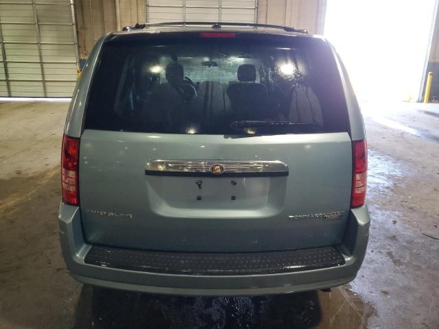 2010 Chrysler Town & Country Touring