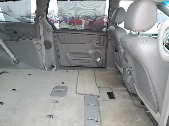 2006 Toyota Sienna XLE