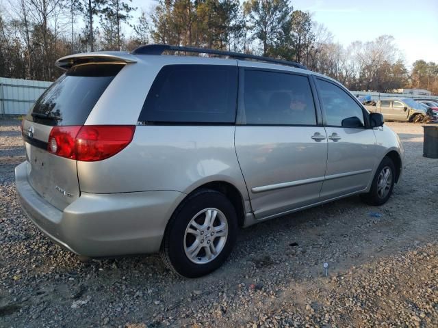 2006 Toyota Sienna CE