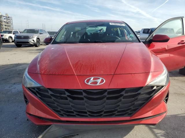 2021 Hyundai Elantra SE