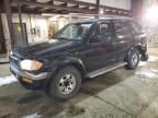 1999 Nissan Pathfinder LE