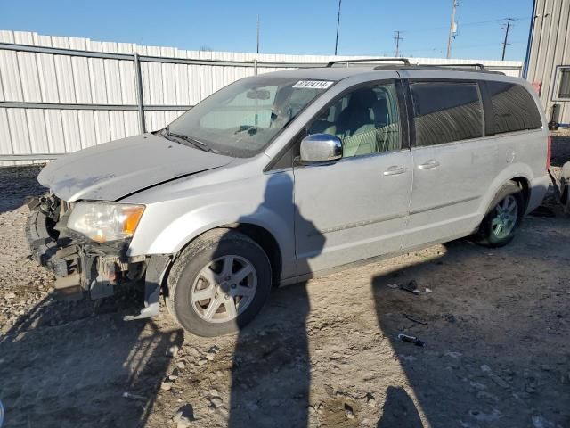 2012 Chrysler Town & Country Touring L